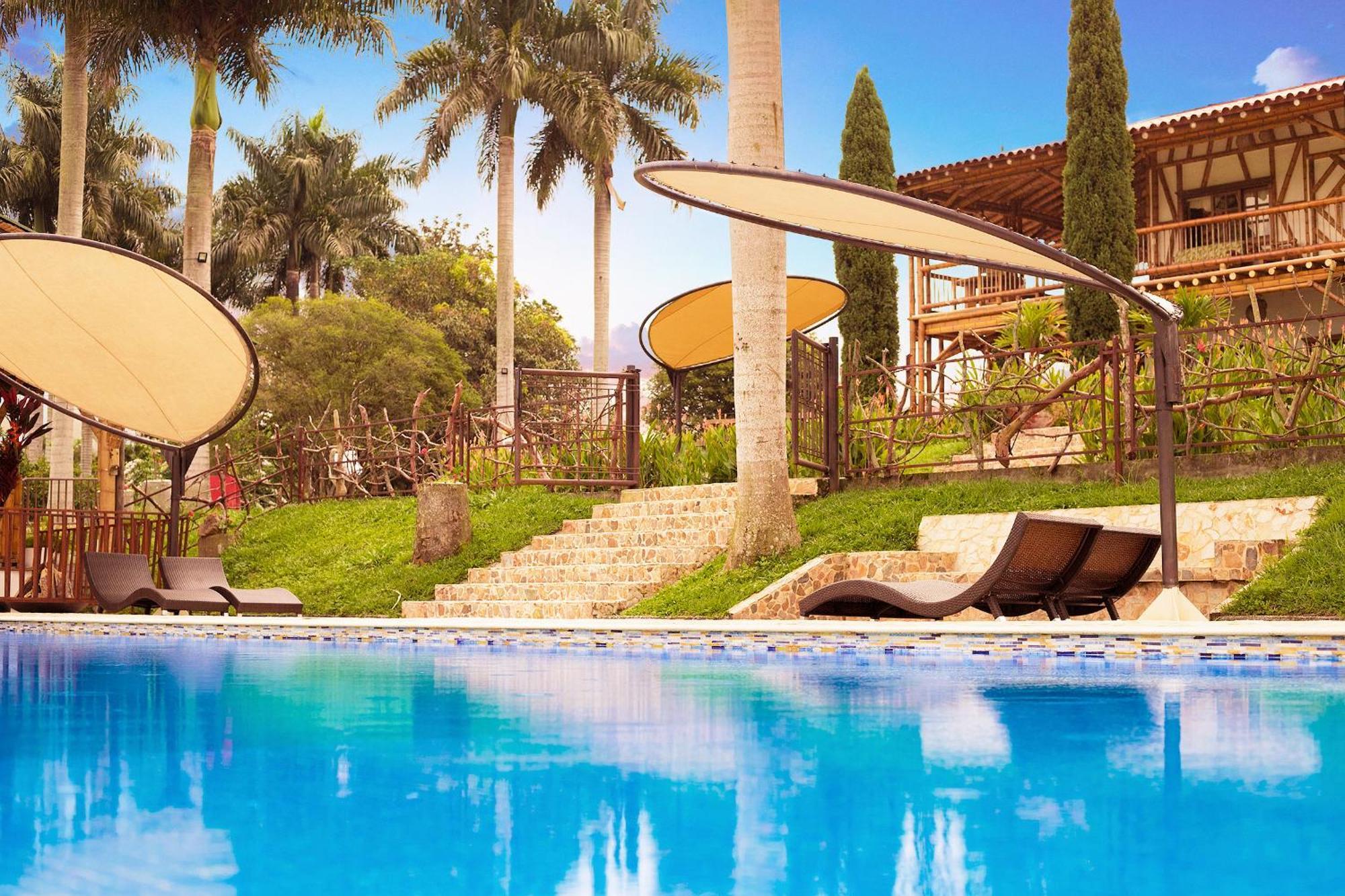 Hotel Casa San Carlos Lodge Pereira Esterno foto