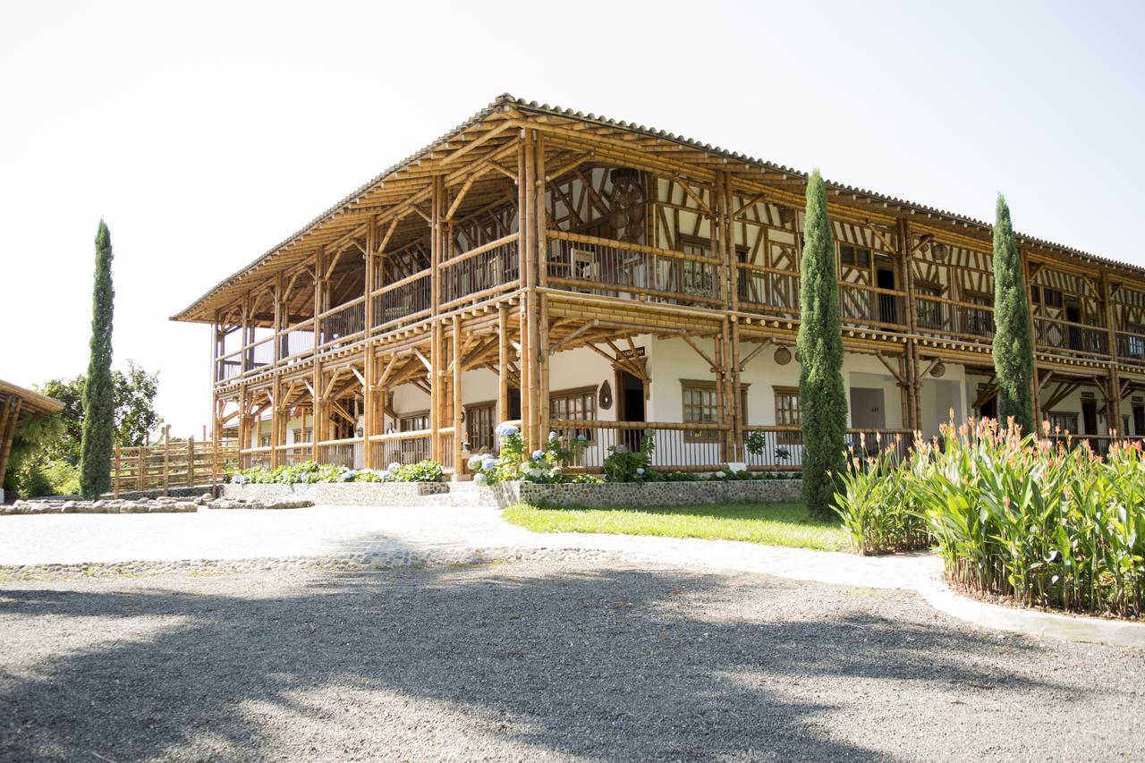 Hotel Casa San Carlos Lodge Pereira Esterno foto