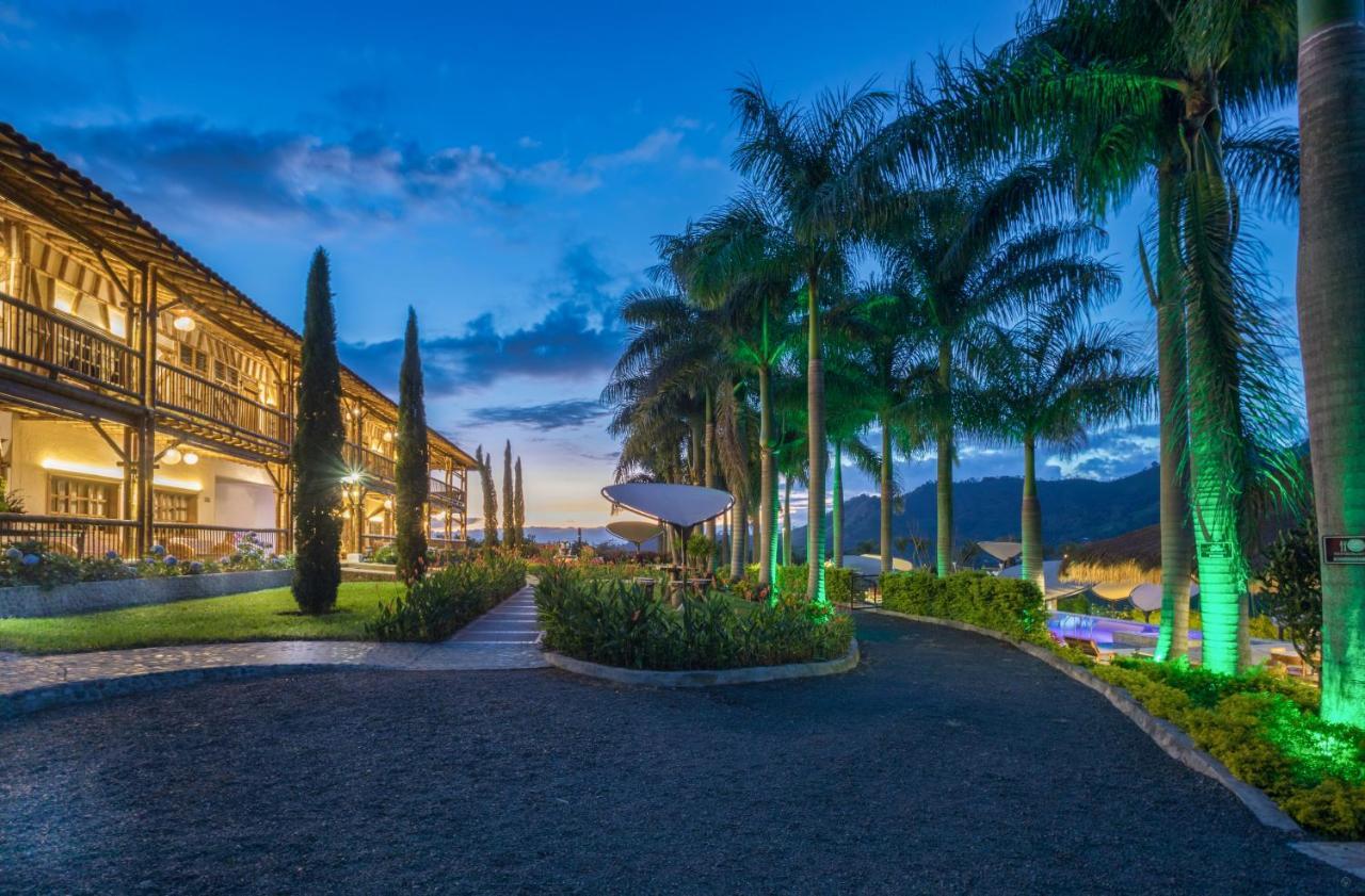 Hotel Casa San Carlos Lodge Pereira Esterno foto
